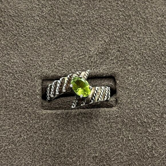 vintage sterling silver 925 peridot gemstone Ring size 7 - Picture 1 of 12